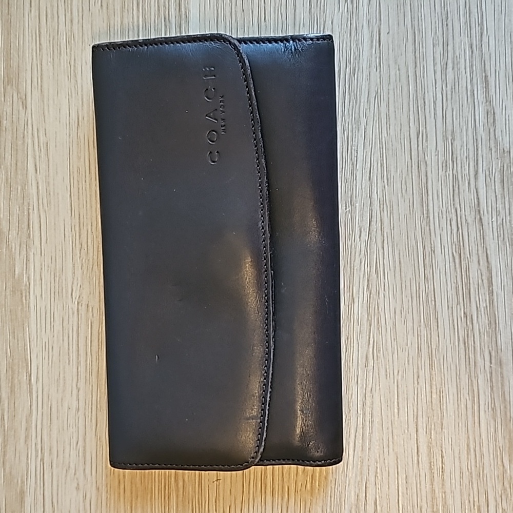 Coach Brown Leather Wallet.